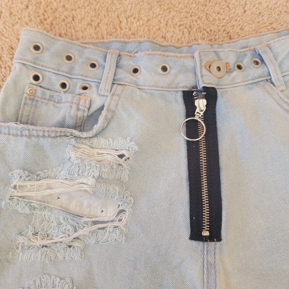 Zara Denim Shorts 6 - Picture 3 of 11